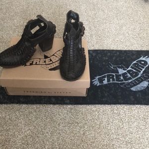 Freebird by Steven - Poison